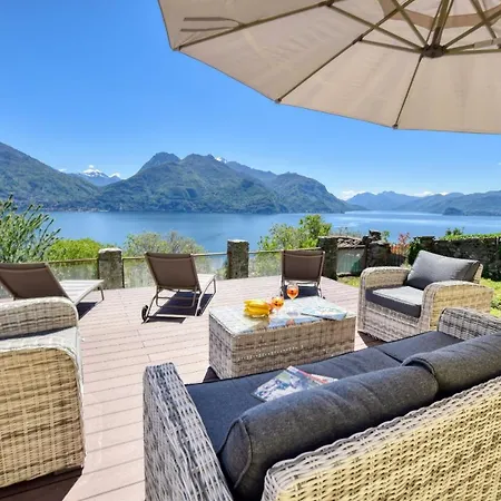 Pezzo 2-bedroom Lakeview With Shared Garden And Terrace * سان سيرو